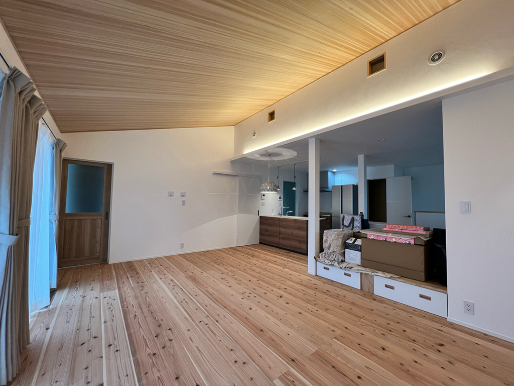 ダイニングキッチン。お子さんとの距離も自然と近くなります。