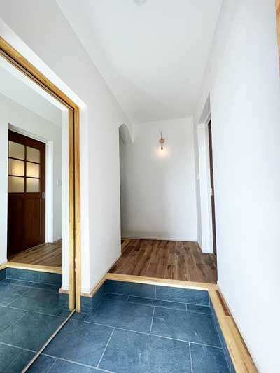 プライベートガーデンのある暮らし-玄関